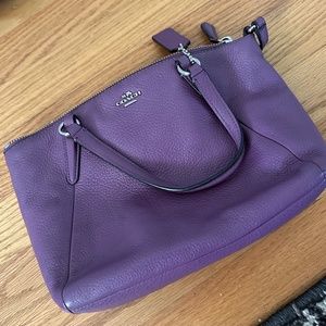 Coach purse and matching wallet